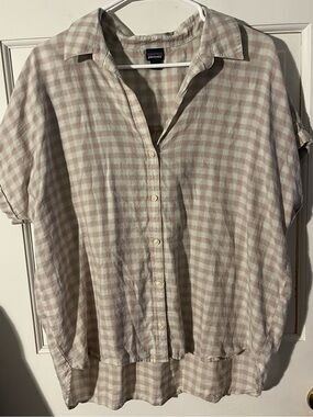 Patagonia Women’s Short Sleeve, Plaid, Button Shirt Size Large